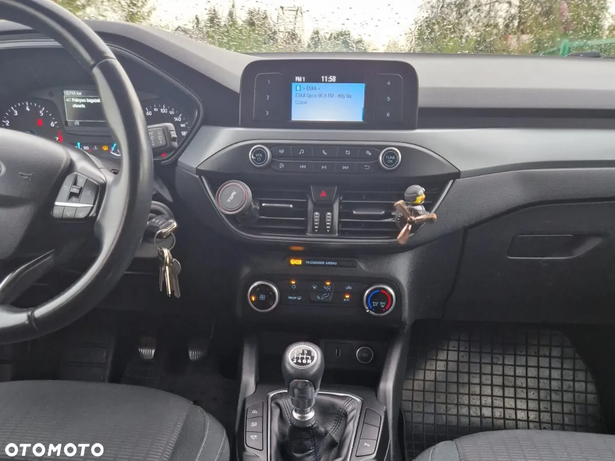 Ford Focus 1.0 EcoBoost Trend ASS - 11