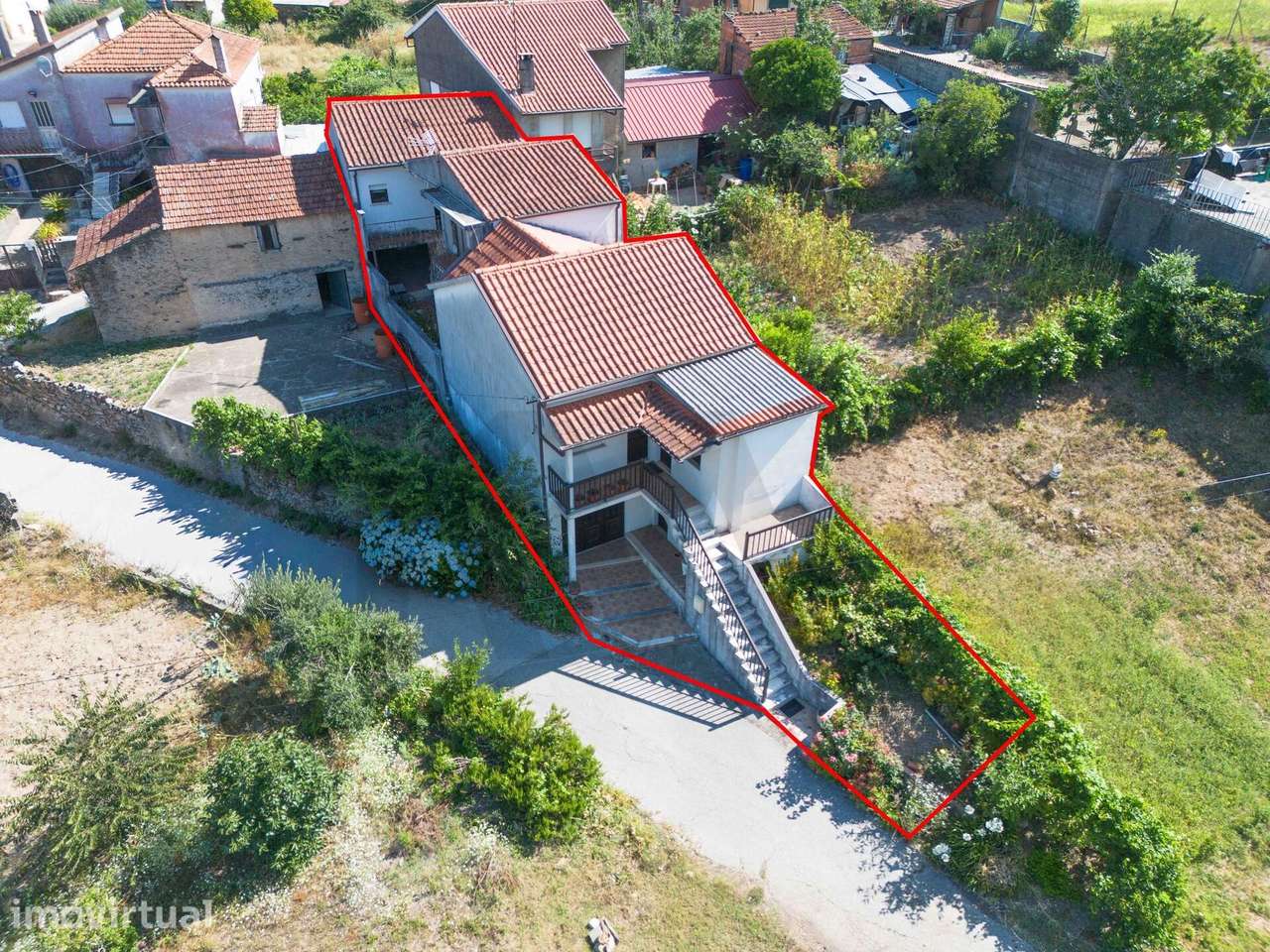 Moradia habitável com Duas Habitações Independentes – Granja, Figueira - Grande imagem: 3/43