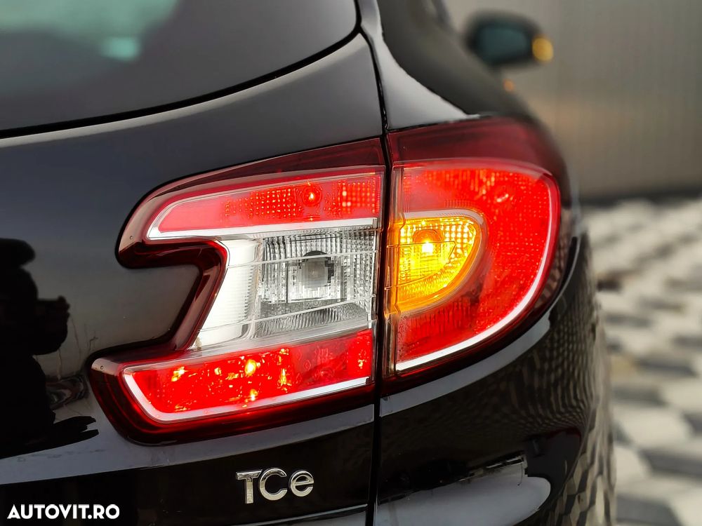 Renault Megane Grandtour ENERGY TCe 115 Start & Stop Bose Edition - 11