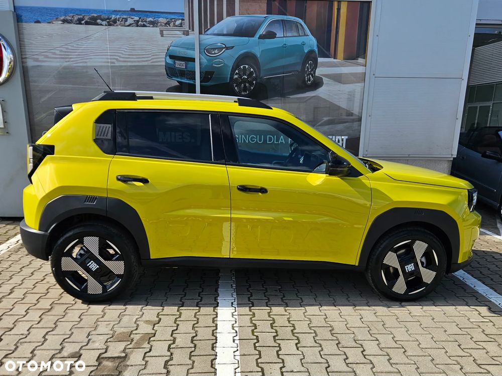 Fiat Grande Panda 1.2 mHEV La Prima eDCT - 12