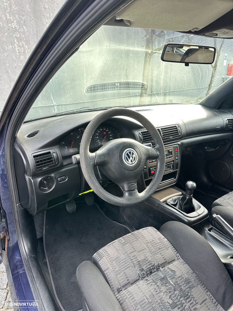 VW Passat Variant 1.9 TDi Confortline - 5