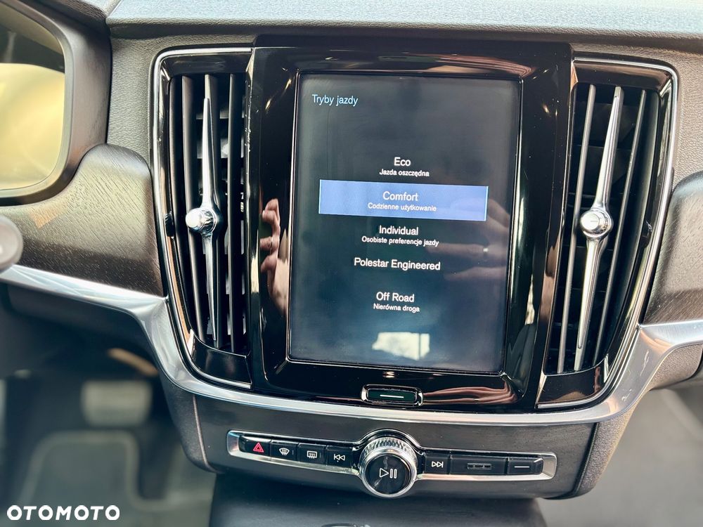 Volvo V90 Cross Country T5 AWD Pro - 31