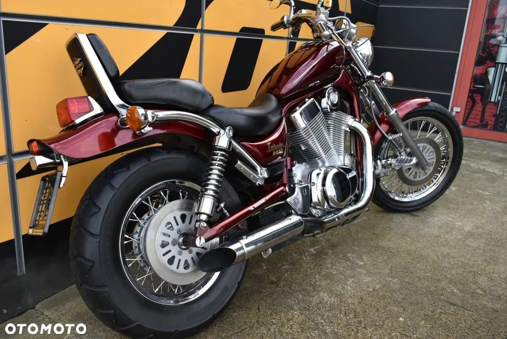 Suzuki Intruder - 31