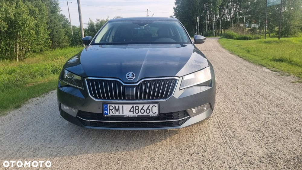 Skoda Superb 2.0 TDI 4x4 L&K DSG - 2