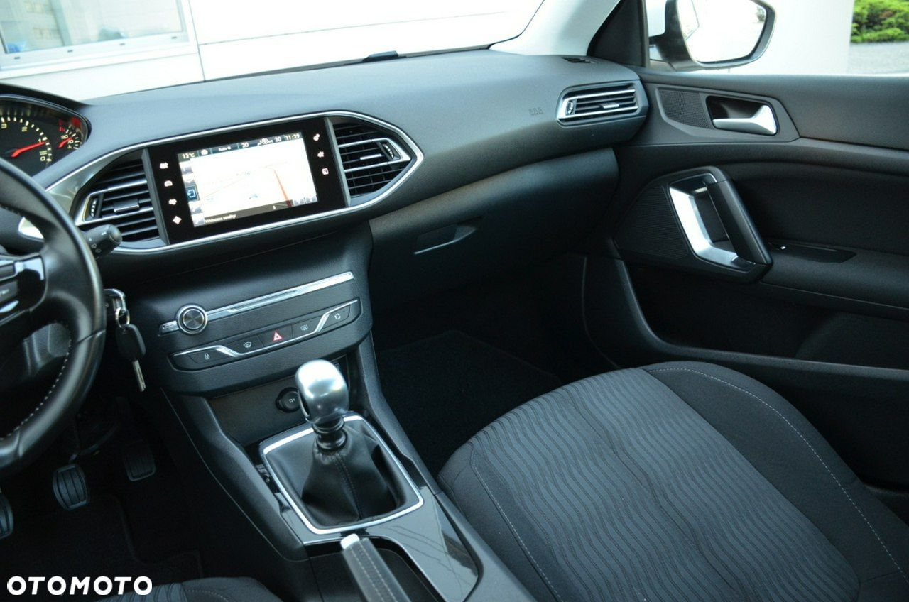 Peugeot 308 - 30