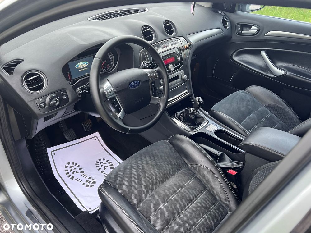Ford Mondeo 2.0 TDCi Titanium - 18