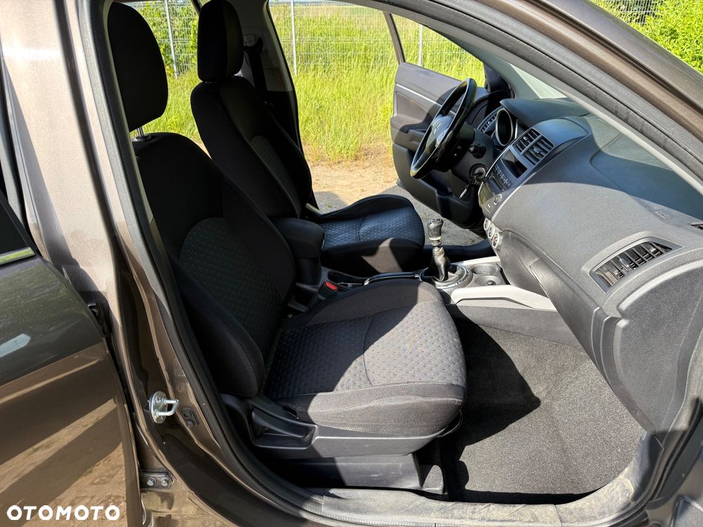 Mitsubishi ASX 1.8 DI-D 2WD Intense - 13
