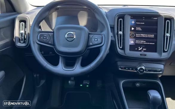 Volvo XC 40 1.5 T2 Momentum - 9