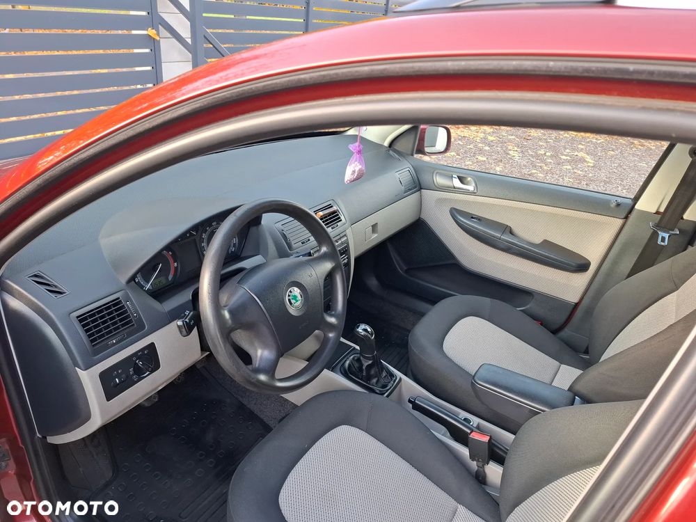 Skoda Fabia 1.4 16V Comfort - 13