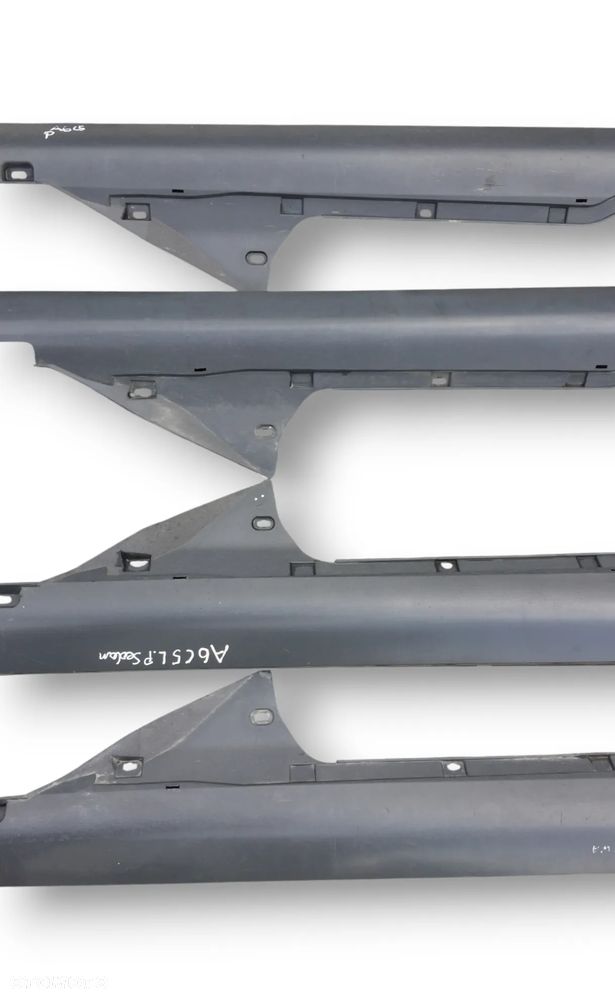 LISTWA LISTWY NAKŁADKA NAKŁADKI NA PRÓG PROGOWA PRAWA LUB LEWA AUDI A6 C5 SEDAN / KOMBI - AVANT CZARNE NIELAKIEROWANE - 6