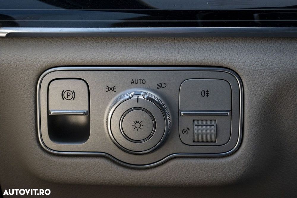 Mercedes-Benz GLS - 24