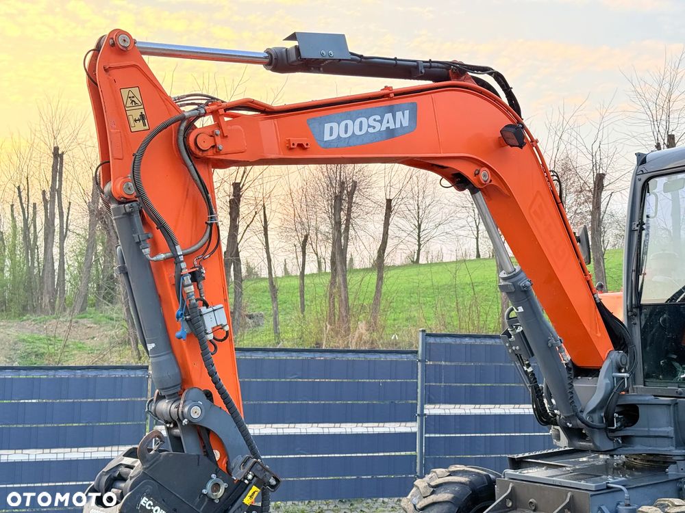 Doosan DOOSAN DX57W *ROTOTILT* 2200 Motogodzin * Jak Nowa * Sprowadzona * Stan Perfekcyjny - 5