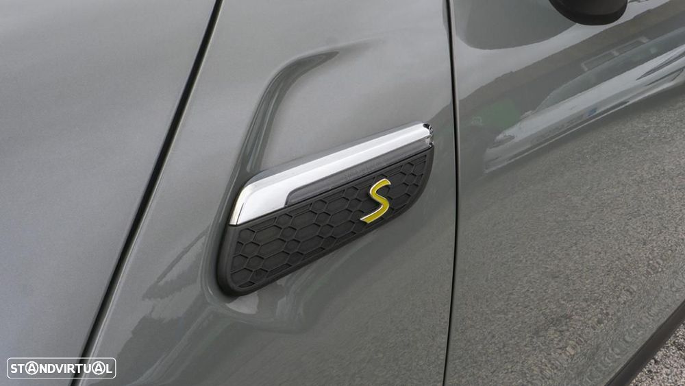 MINI 3 Portas Cooper SE Yours - 9