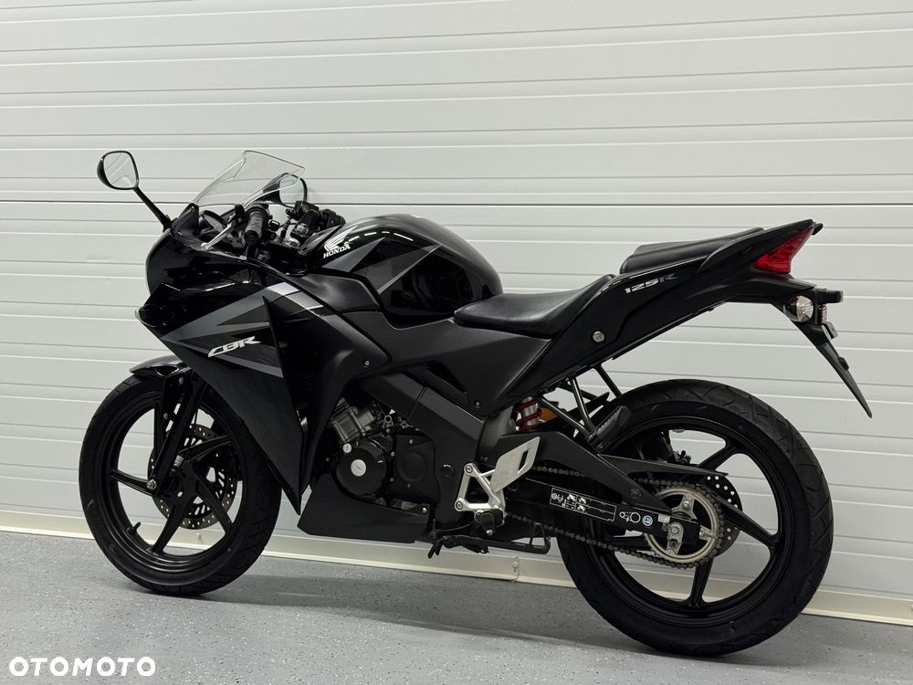 Honda CBR - 16