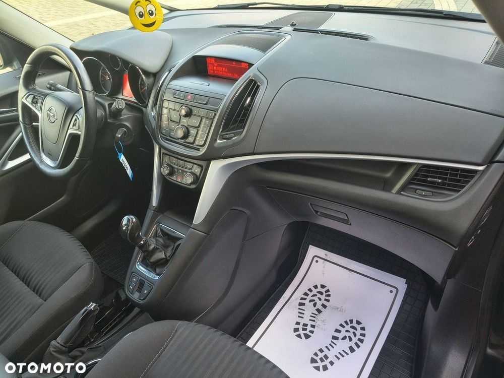 Opel Zafira 1.4 Turbo Active - 26