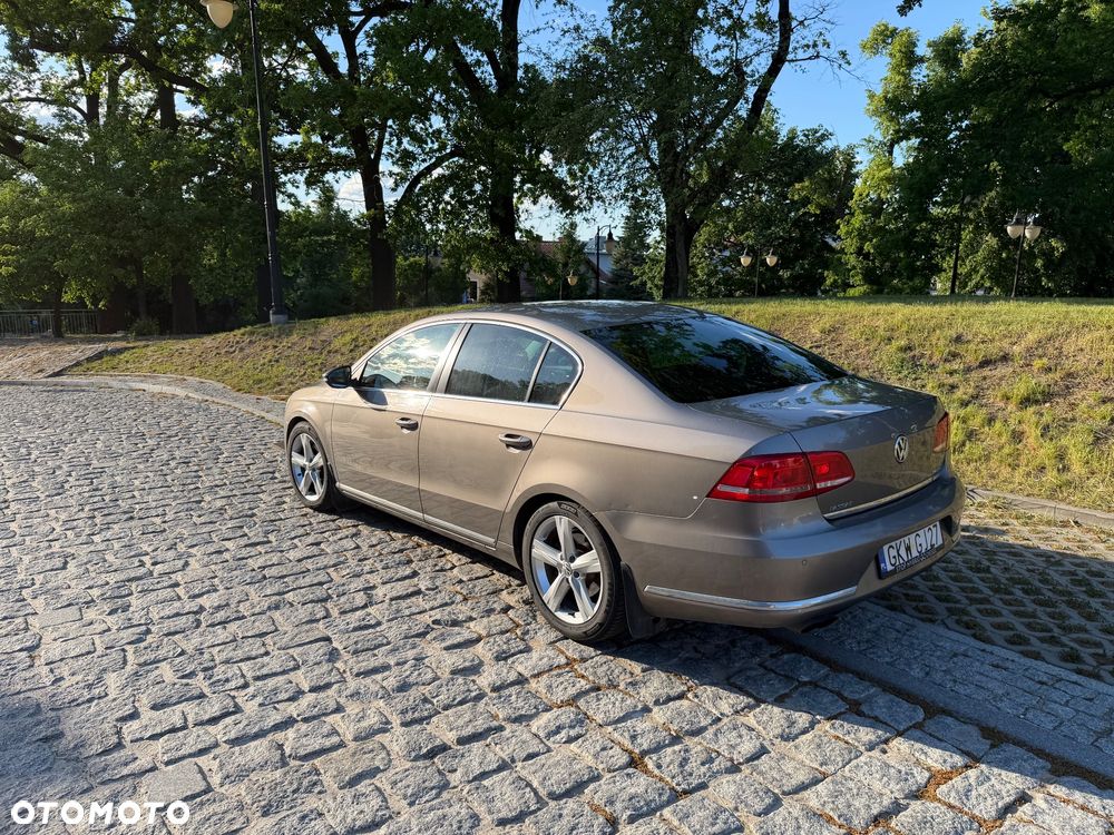 Volkswagen Passat 2.0 TDI Comfortline - 3