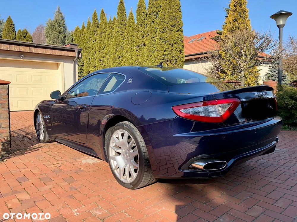 Maserati GranTurismo S - 2