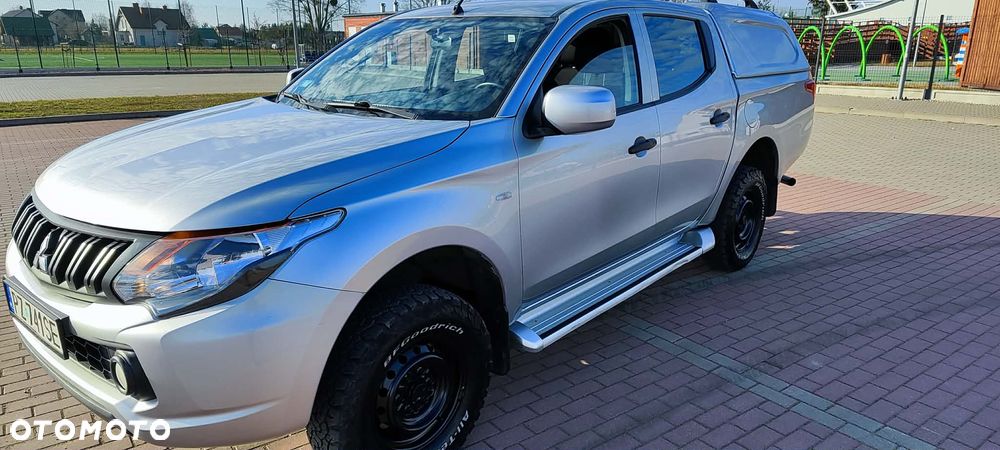 Mitsubishi L200 Pick Up 4x4 S&S Double Cab Basis - 3