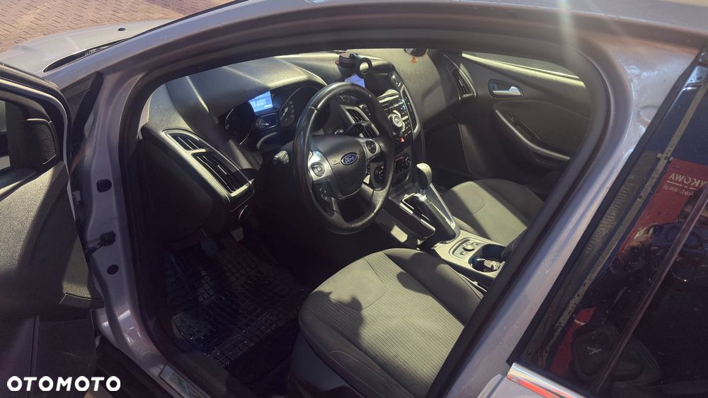 Ford Focus - 19