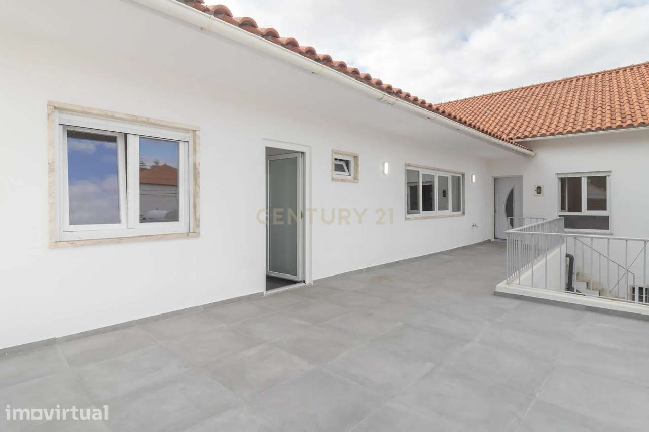 T5 Remodelado a Estrear com Terraço - Vista Serra - Andar de Moradia - - Grande imagem: 3/55