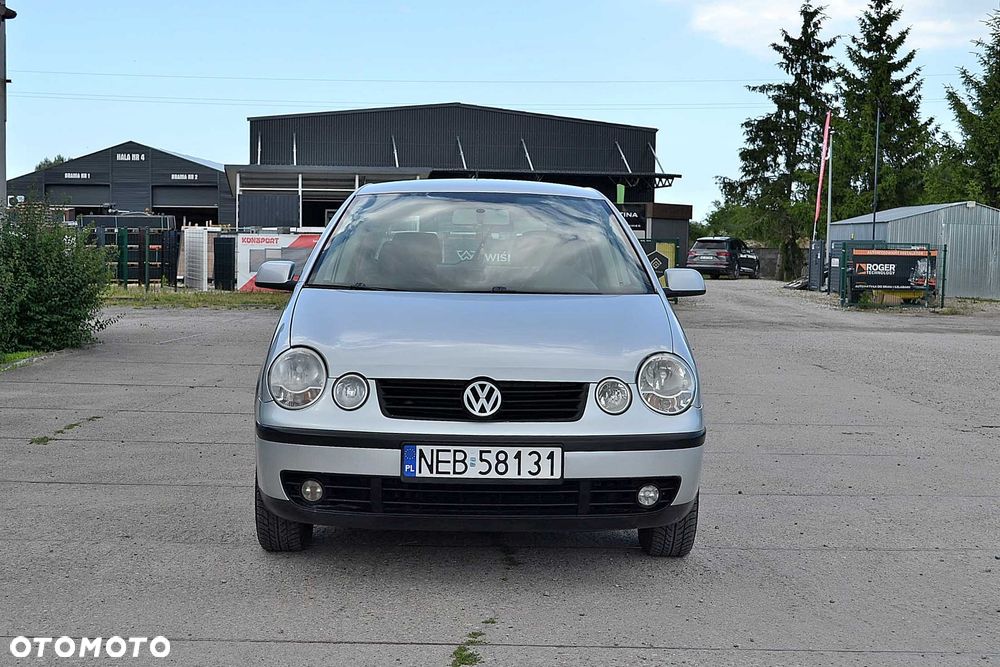 Volkswagen Polo - 2