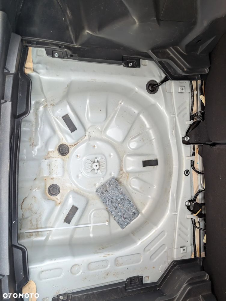 Toyota Yaris Cross - 17