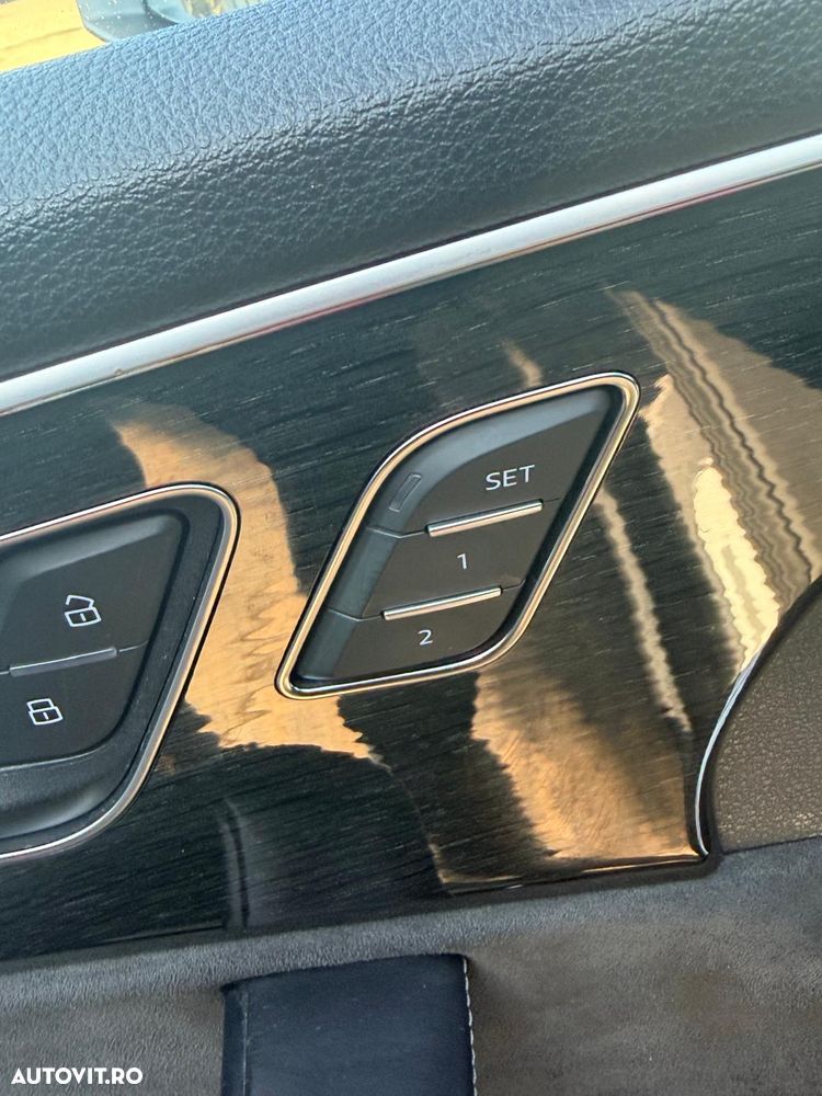 Audi Q7 3.0 50 TDI quattro Tiptronic MHEV S Line - 8