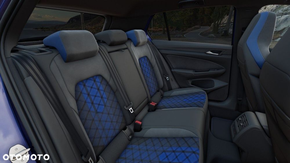 Volkswagen Golf - 13