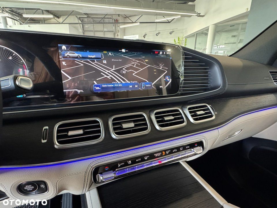 Mercedes-Benz GLE - 11