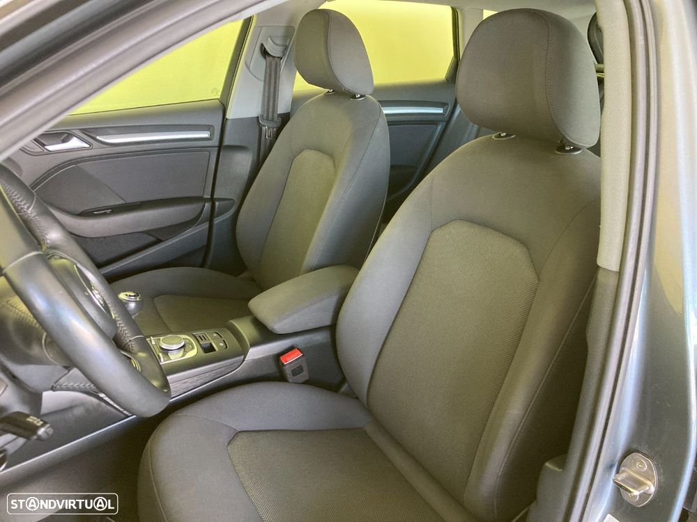 Audi A3 Sportback 1.6 TDI - 7