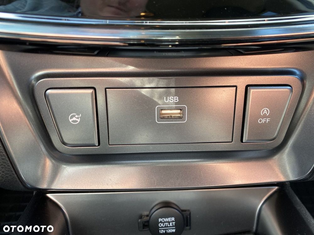 SsangYong/KGM Tivoli Grand - 28