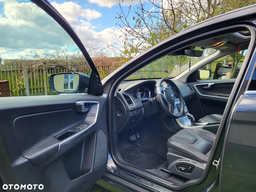 Volvo XC 60 D4 Geartronic Summum - 8