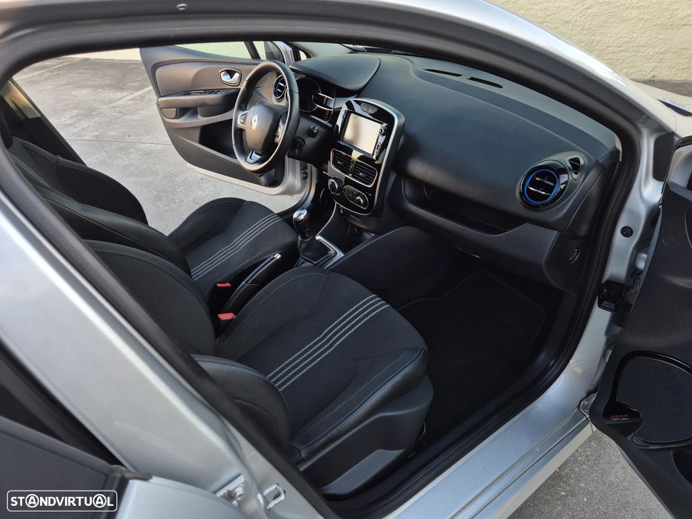 Renault Clio Sport Tourer 1.5 dCi GT Line - 30