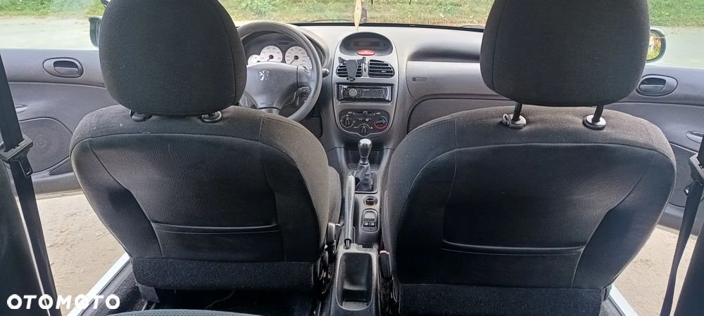 Peugeot 206 - 11