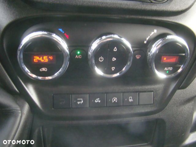 Iveco DAILY 35 C 15 3.5T 4.60M 3.5T NA HAKU CLIMATRONIC - 25