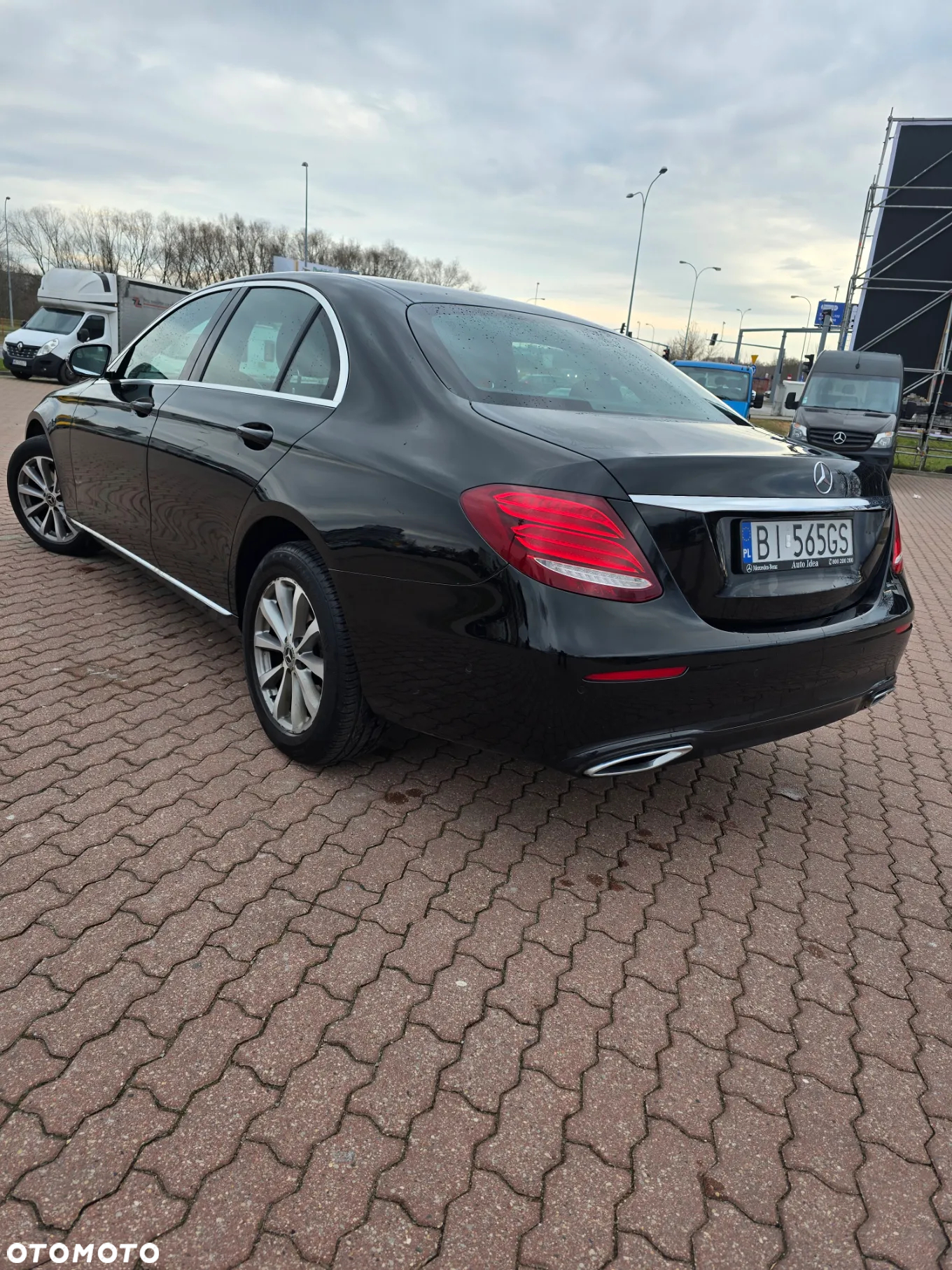 Mercedes-Benz Klasa E 220 d 4-Matic 9G-TRONIC - 2