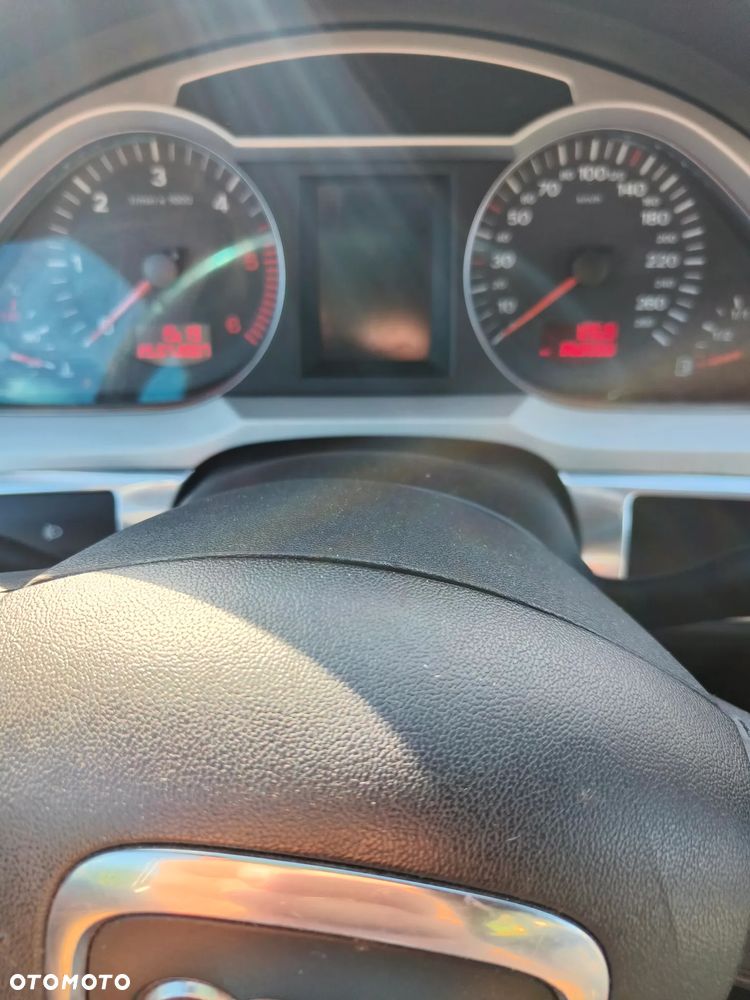 Audi A6 Avant 2.0 TDI - 17