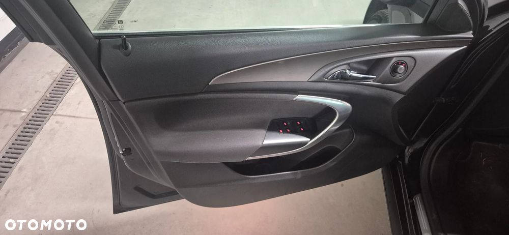 Opel Insignia 2.0 CDTI EcoFLEX Cosmo - 23
