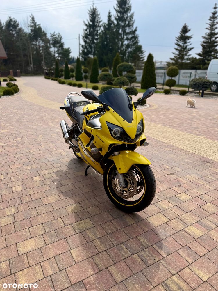Honda CBR - 8