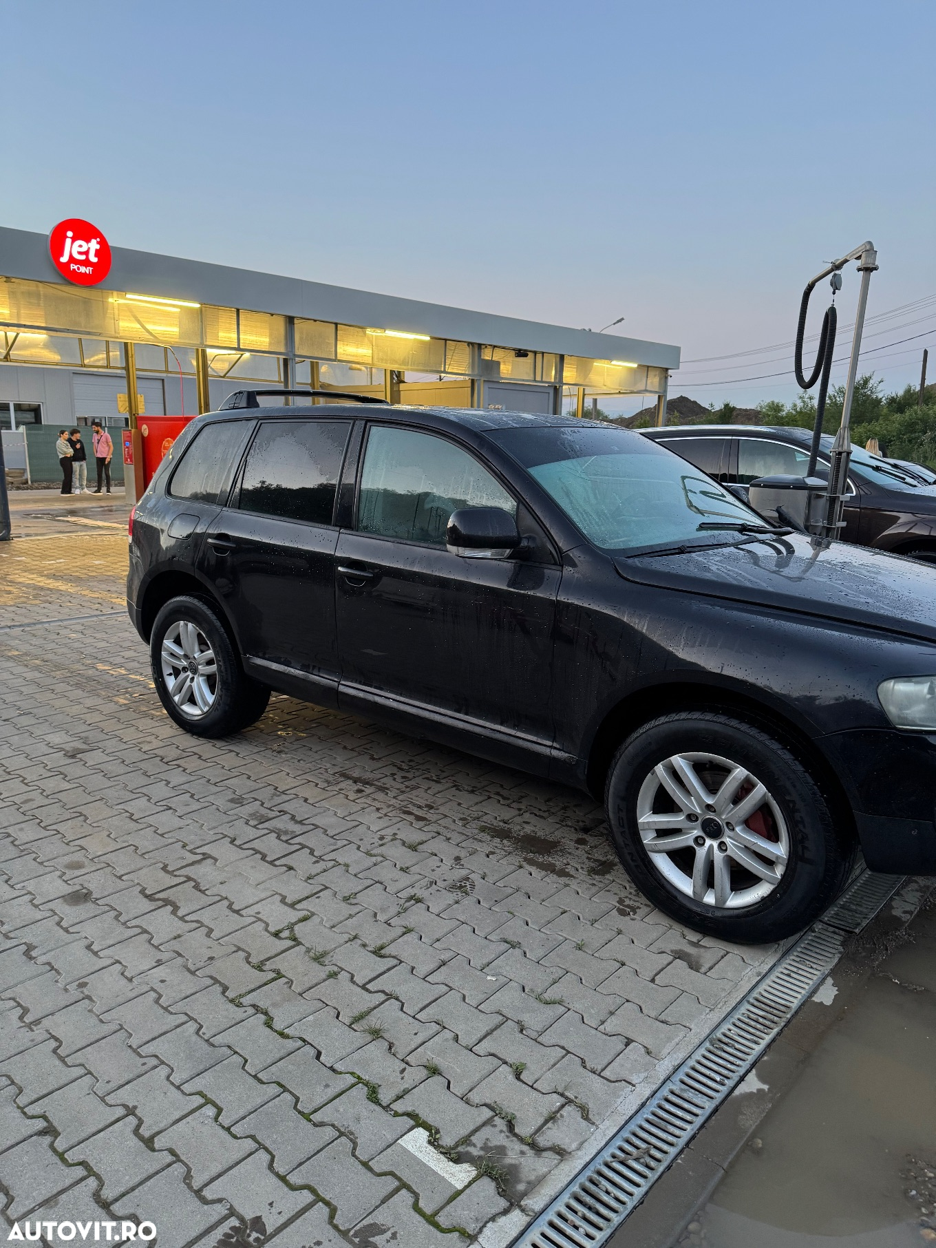 Volkswagen Touareg - 2