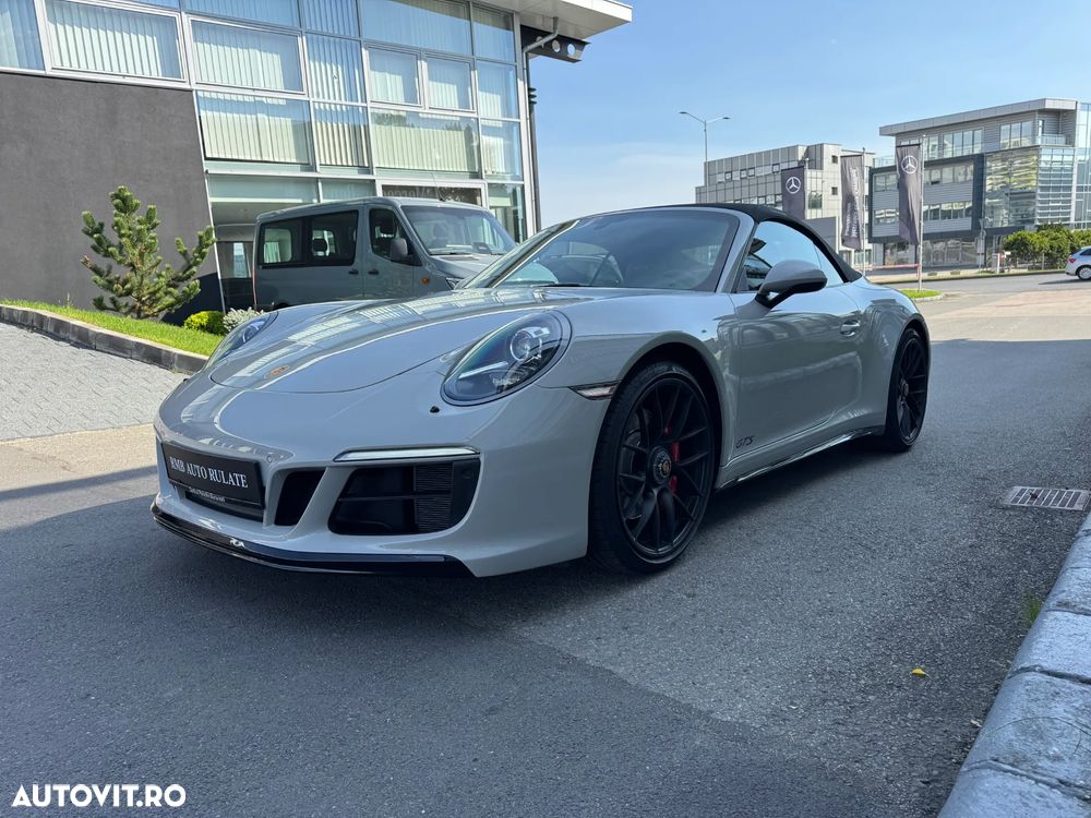 Porsche 911 Carrera GTS Cabriolet PDK - 17