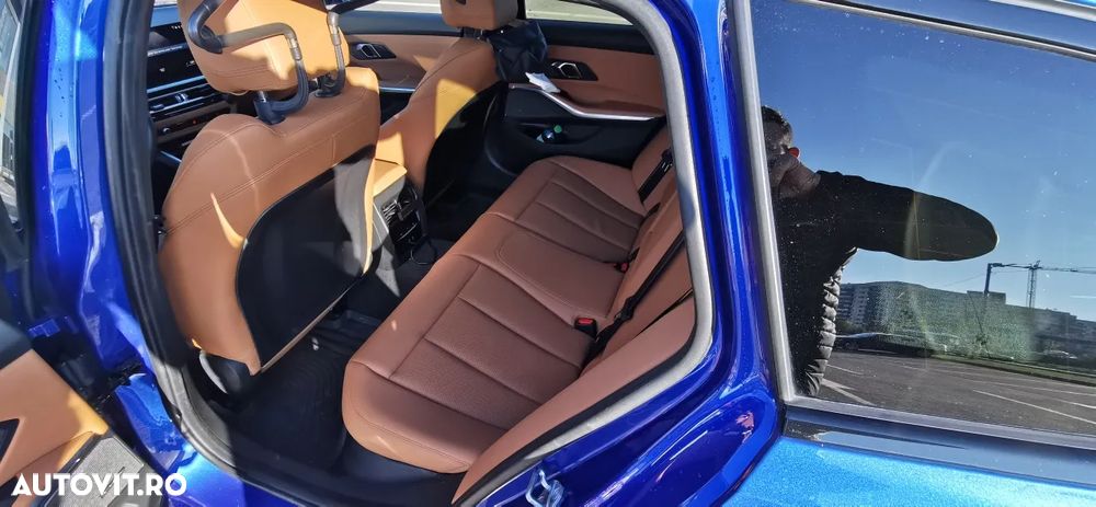 BMW Seria 3 330e Touring xDrive Aut. Sport Line - 19