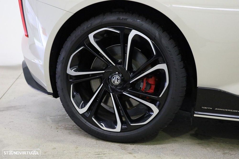 MG Cyberster 77 kWh GT - 11