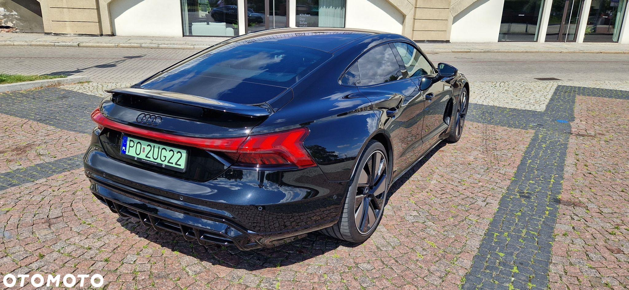 Audi e-tron S Quattro - 37