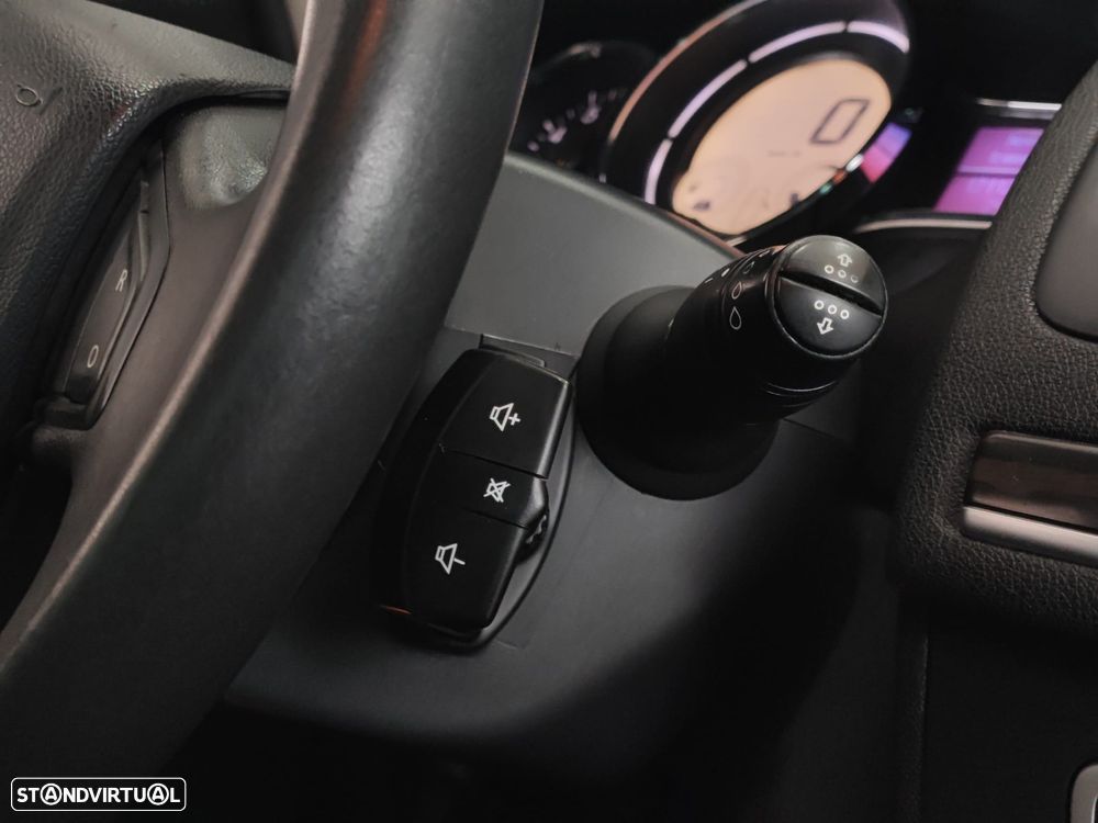 Renault Mégane Sport Tourer 1.4 TCE Dynamique S - 44