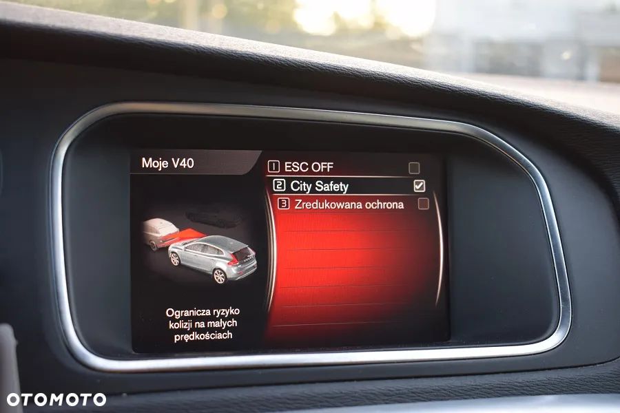 Volvo V40 D3 Momentum - 15