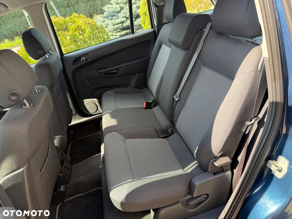 Opel Zafira - 21