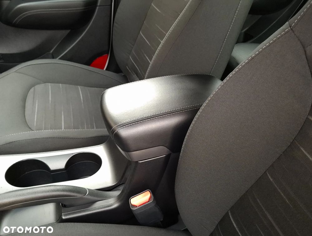 Hyundai ix35 1.6 2WD Fifa World Cup Edition - 9