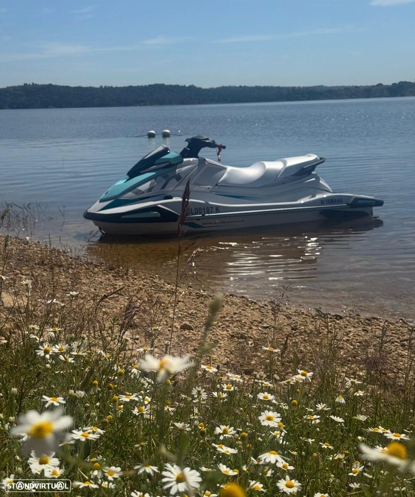 Yamaha Waver Runner - 6