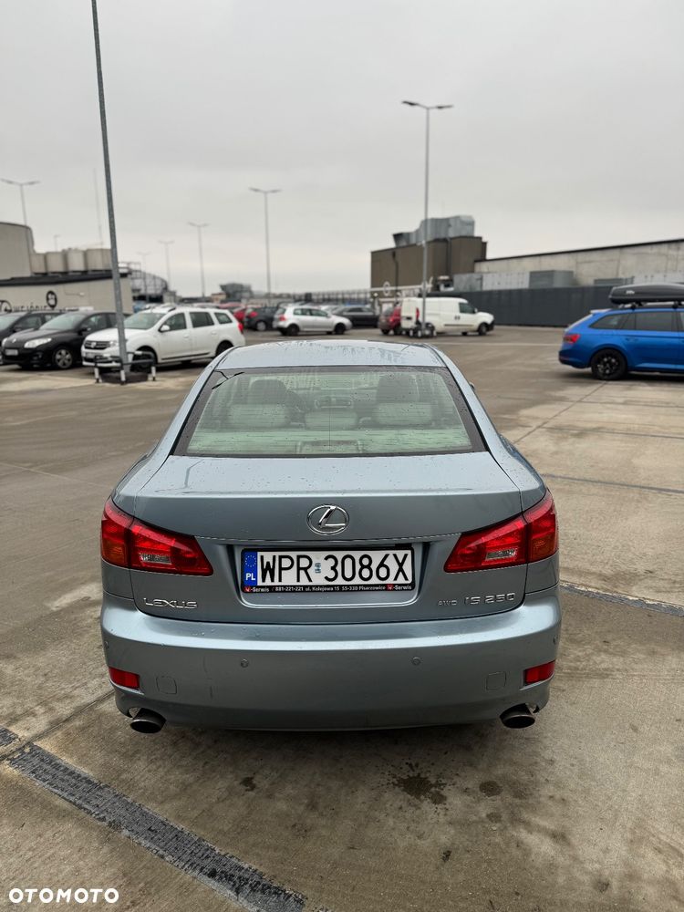 Lexus IS 250 - 5